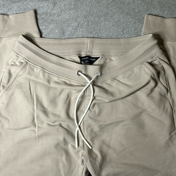 CANADA GOOSE MENS JOGGERS Size L - Picture 3 of 5
